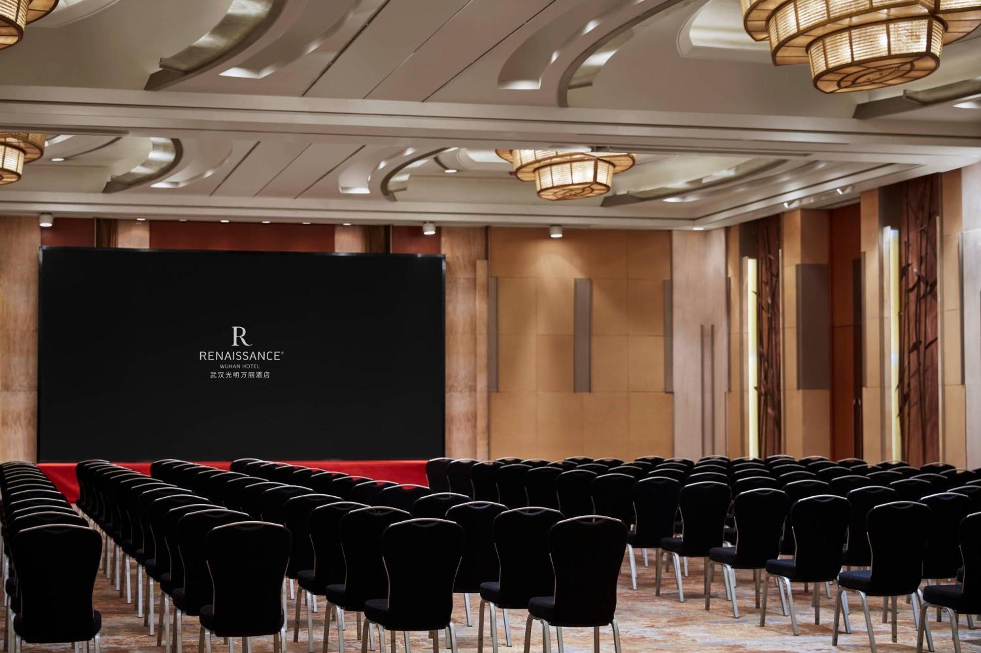 Renaissance Wuhan Hotel Eksteriør bilde