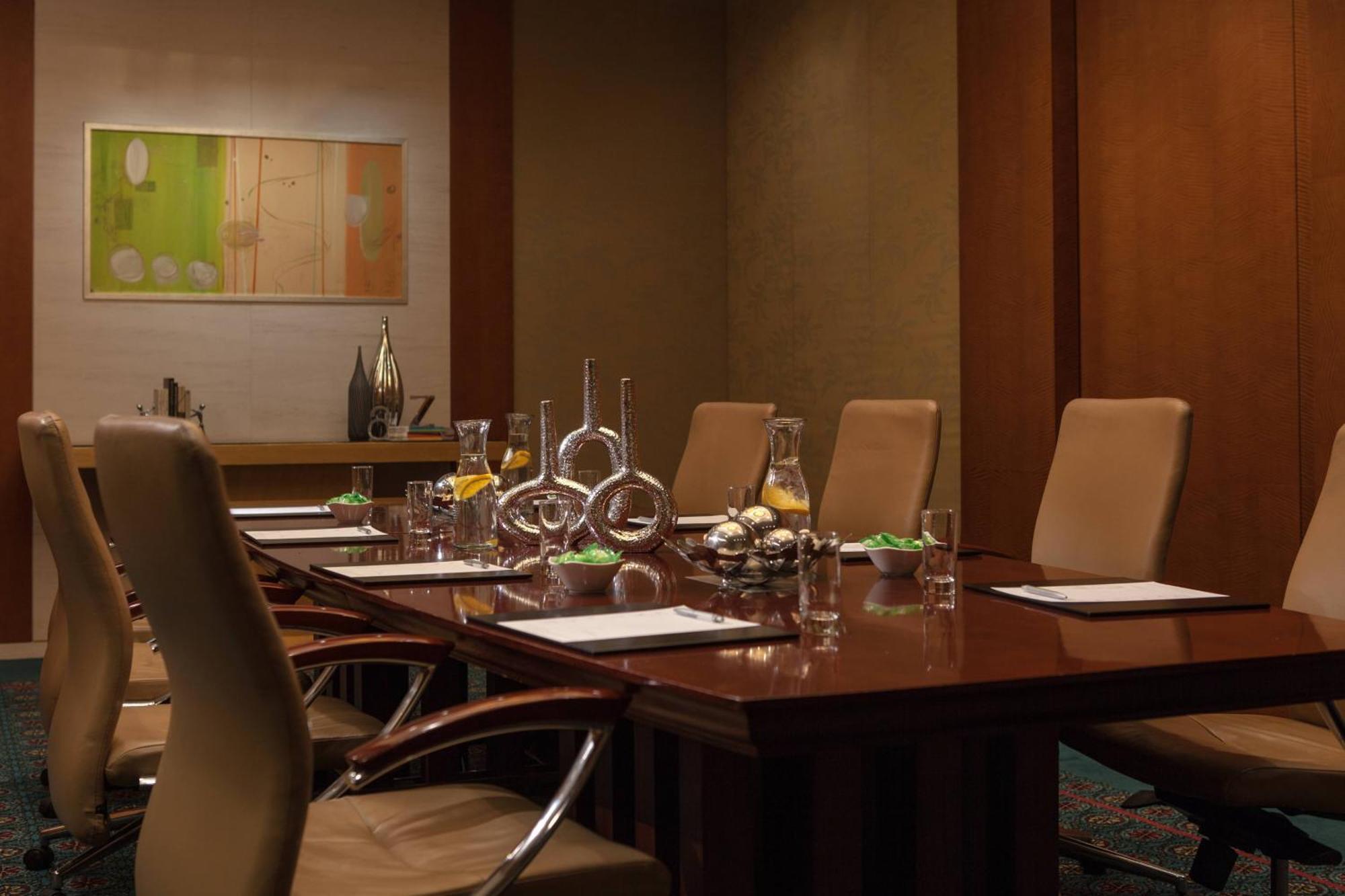 Renaissance Wuhan Hotel Eksteriør bilde