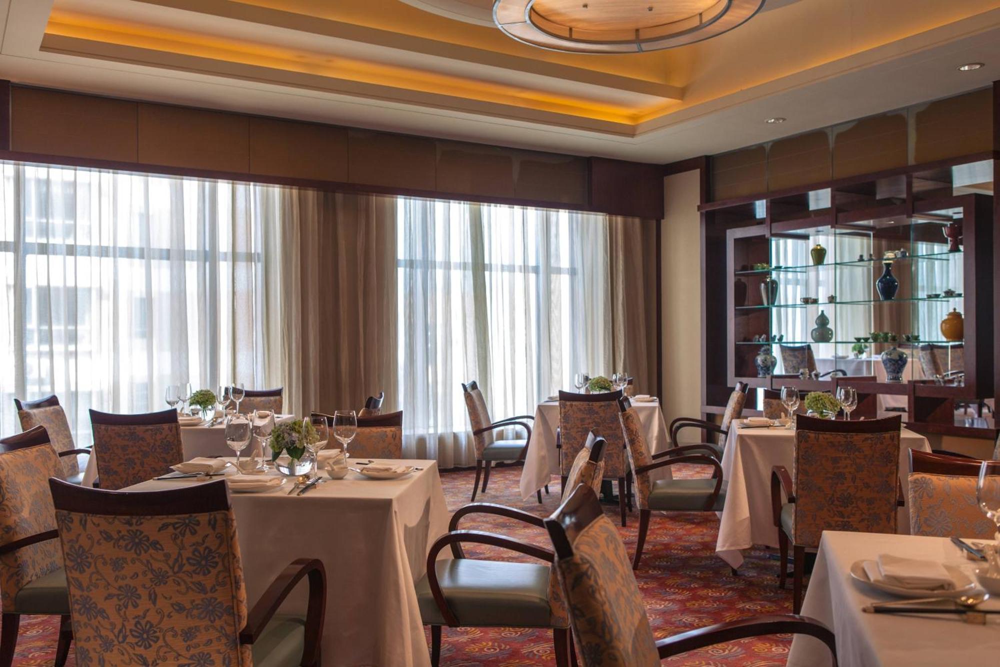 Renaissance Wuhan Hotel Eksteriør bilde