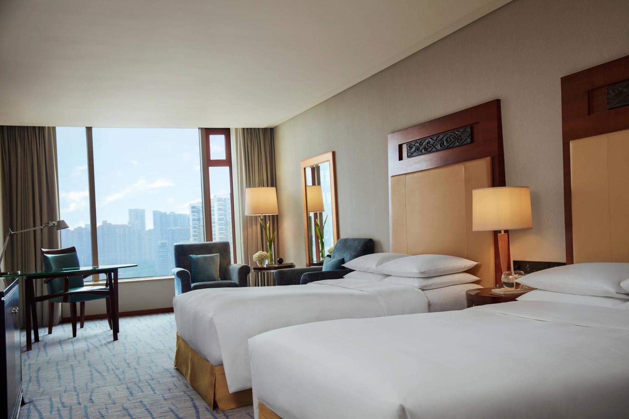 Renaissance Wuhan Hotel Eksteriør bilde