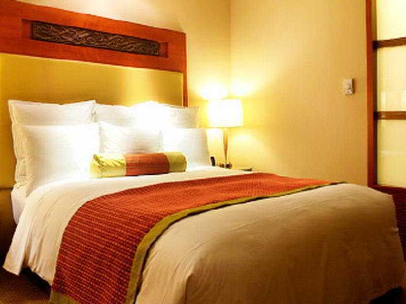 Renaissance Wuhan Hotel Eksteriør bilde
