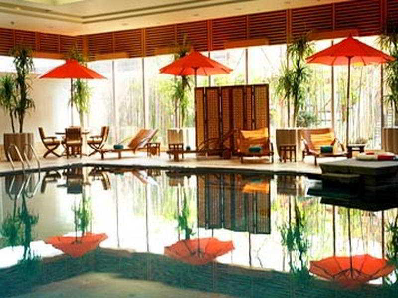 Renaissance Wuhan Hotel Eksteriør bilde
